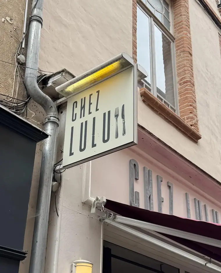 Enseigne extérieure Chez Lulu